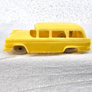 F&F Mold 1955 Ford Country Sedan 4 Door Station Wagon Post Cereal Box Premium